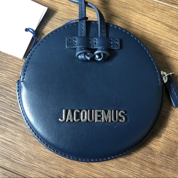 JACQUEMUS-AUTHENTIC NWT Le Pitchou Coin Wallet - Picture 15 of 16